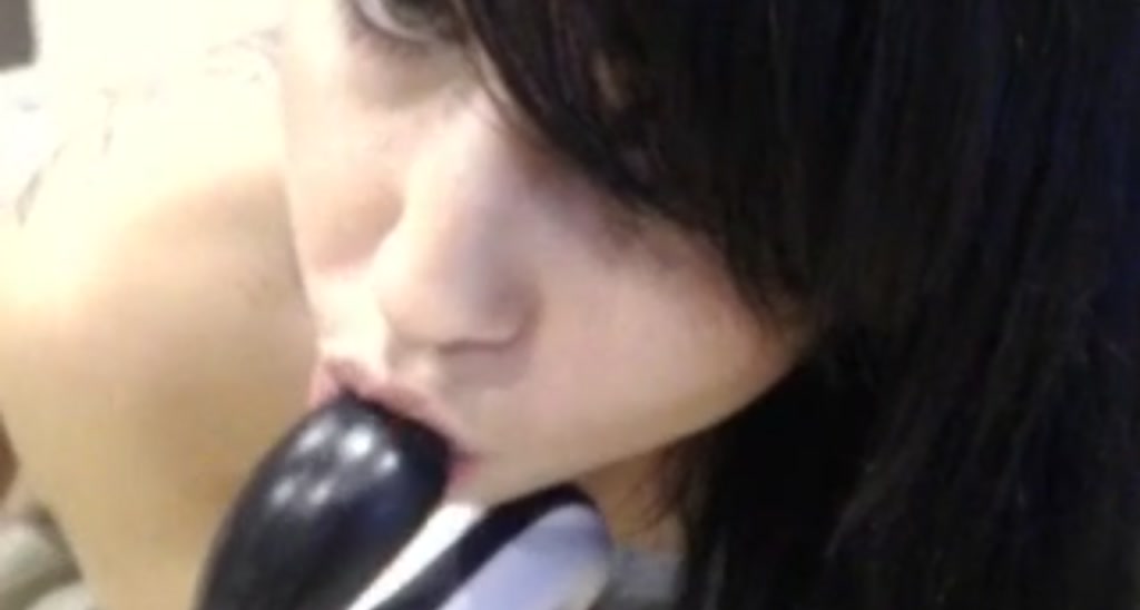 VioletVega video thumbnail