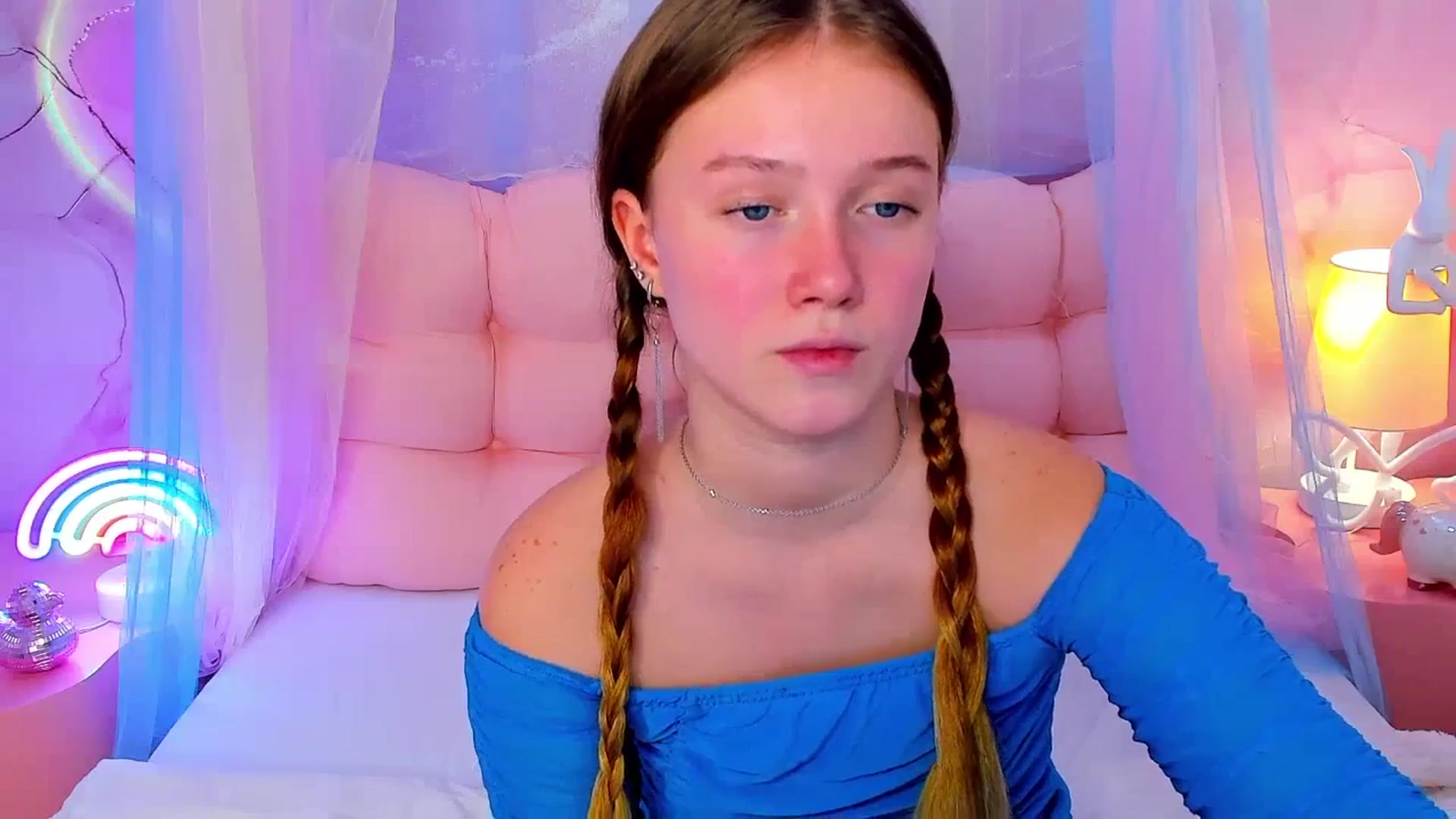 Beatrizz video thumbnail