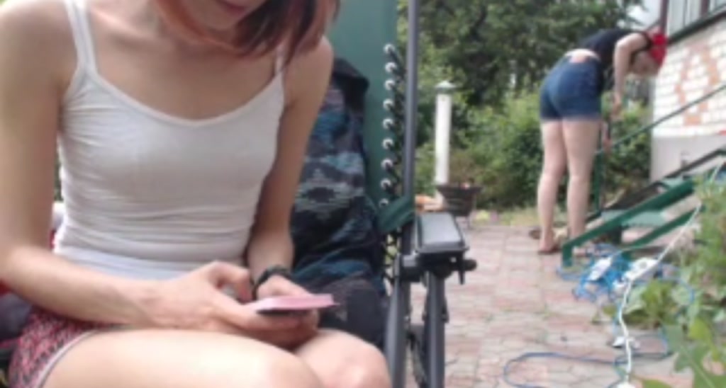 Annie_Holmes video thumbnail