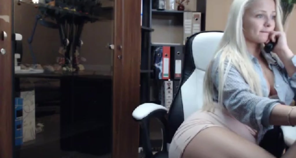Innocentdoll_ video thumbnail