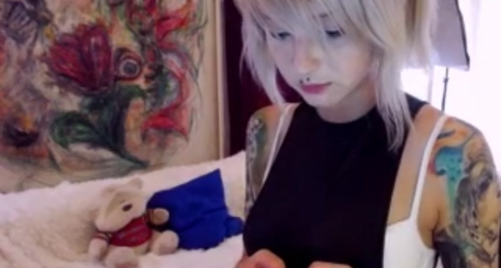 LoreLaye_ video thumbnail