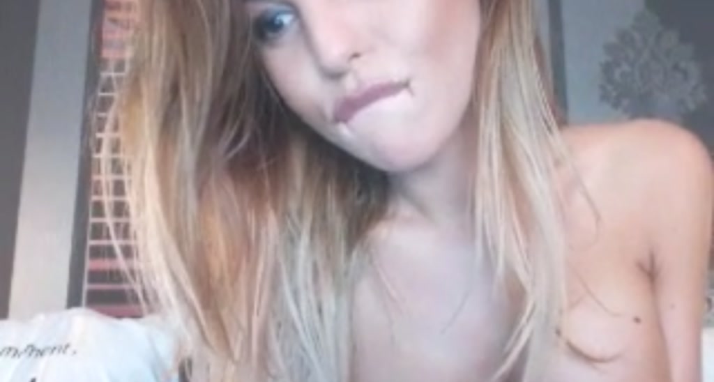 Maya_Di video thumbnail