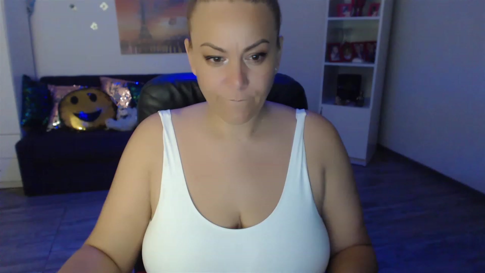 A_baby_Boo video thumbnail