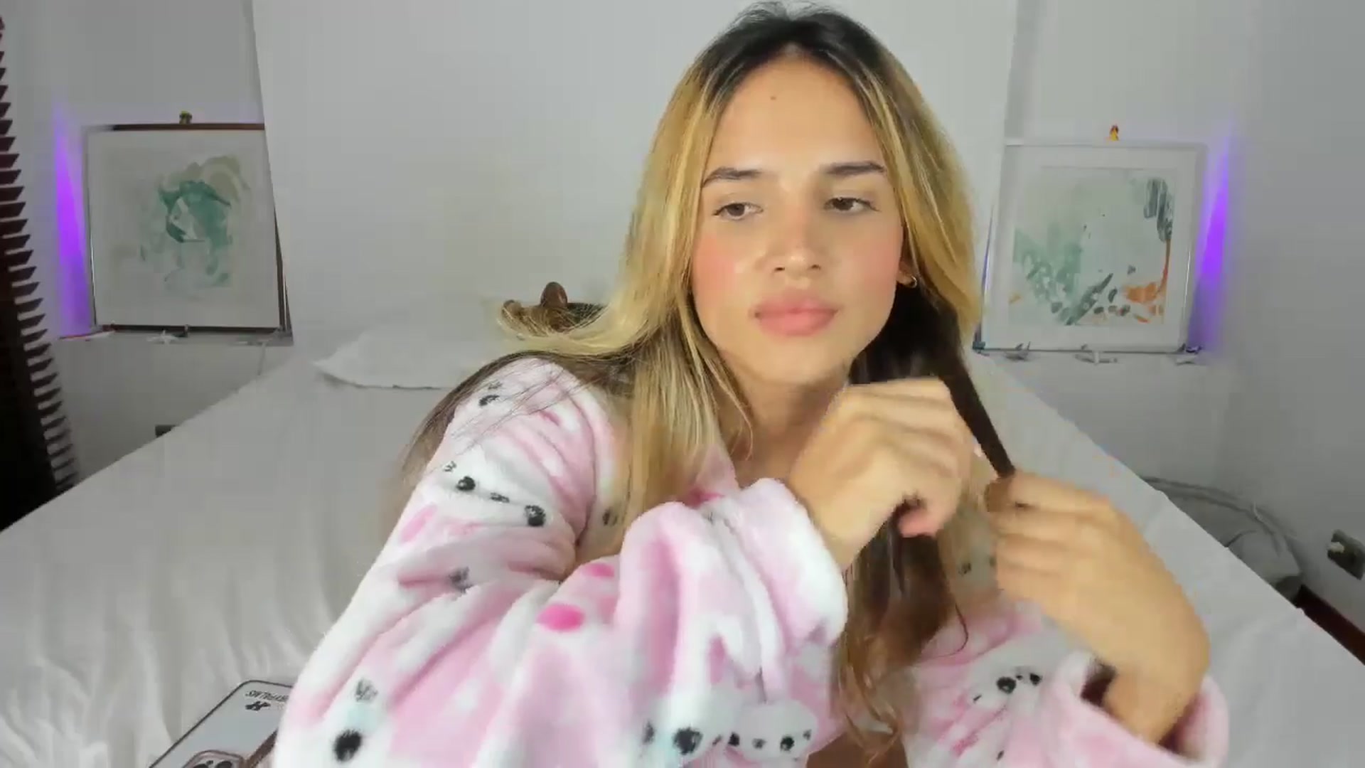 EMILIANA_CRUZ video thumbnail