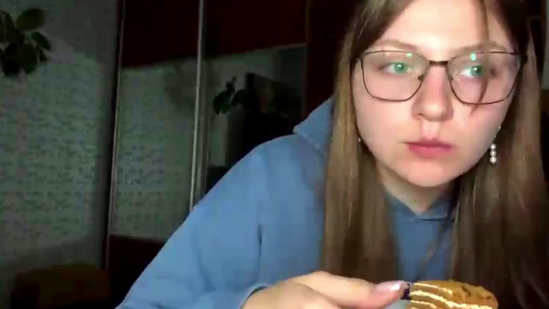 EveeeOliveee video thumbnail