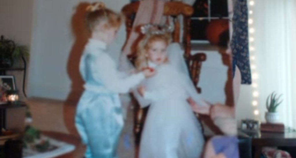 EmmaBanks video thumbnail