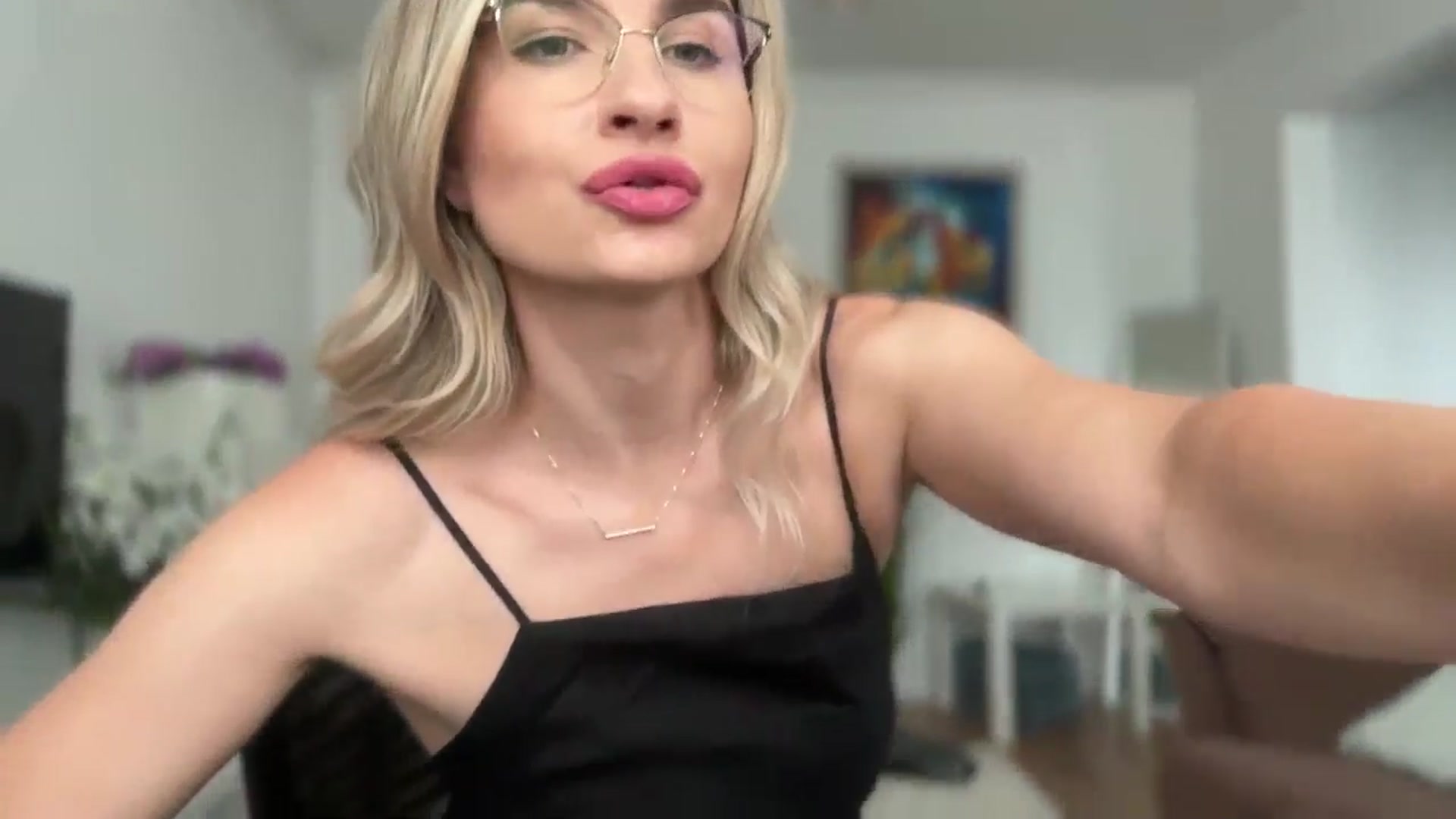 AlyMiss video thumbnail