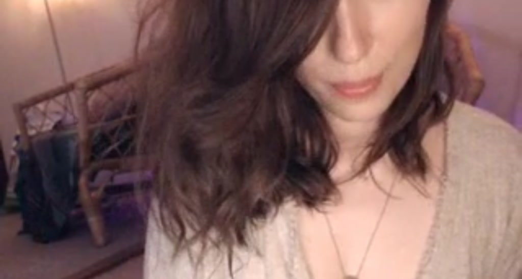 Boo_la video thumbnail