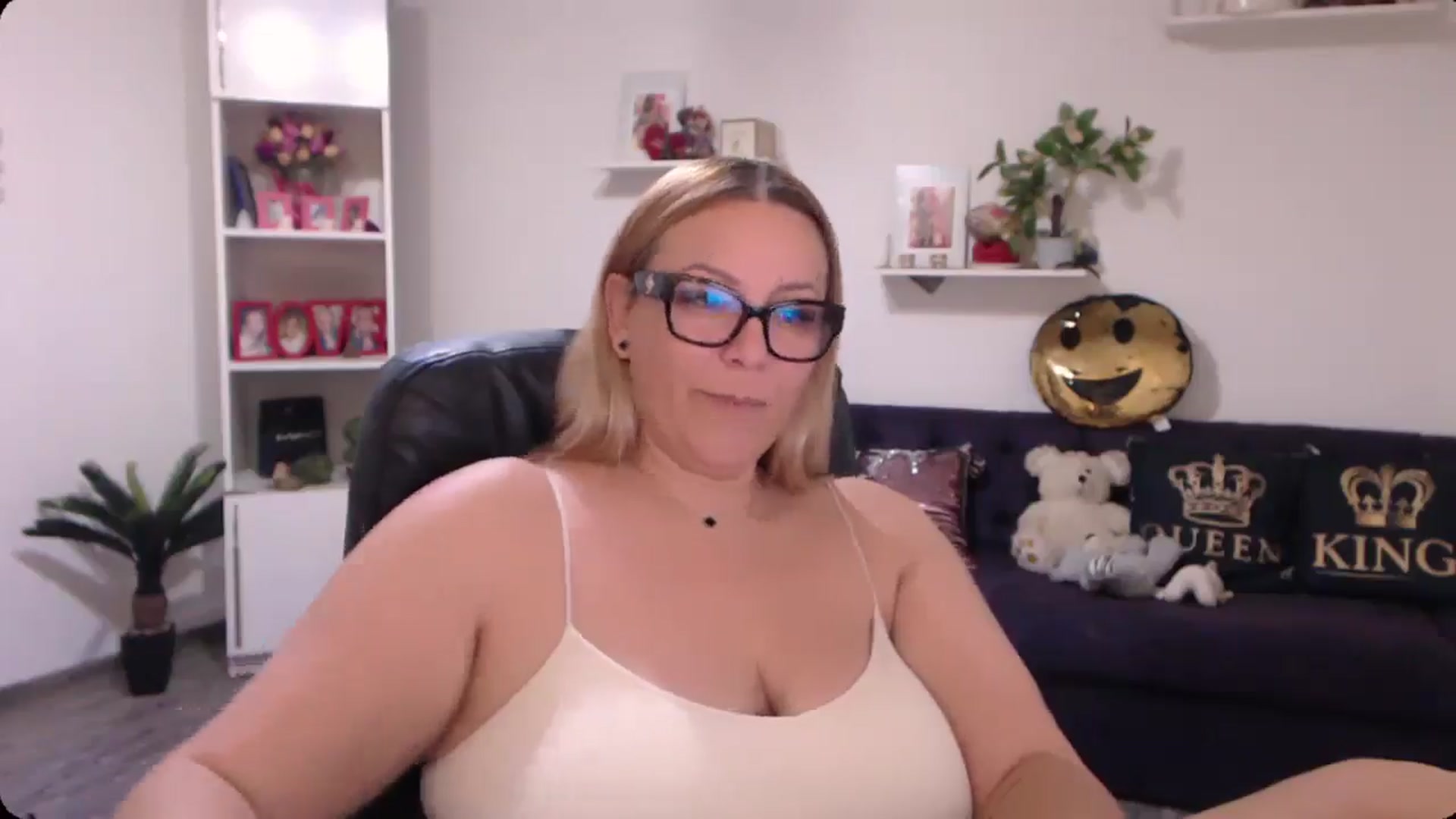 A_baby_Boo video thumbnail