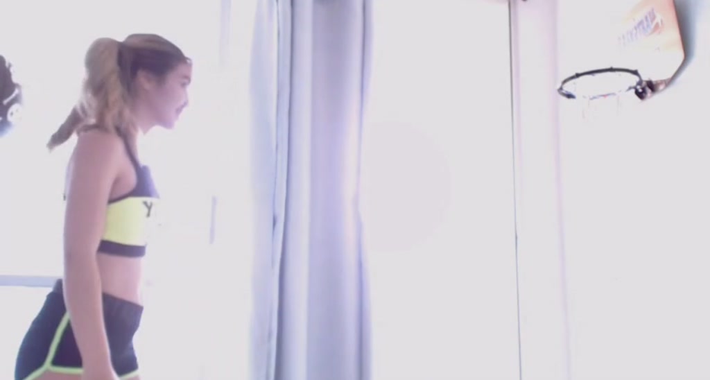 LauraVega video thumbnail