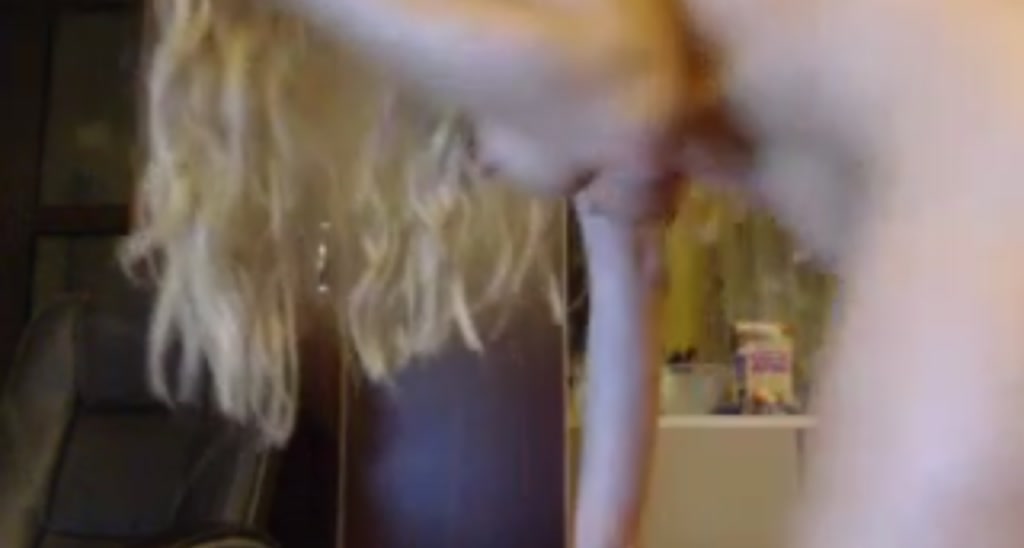 AmazingMarry video thumbnail