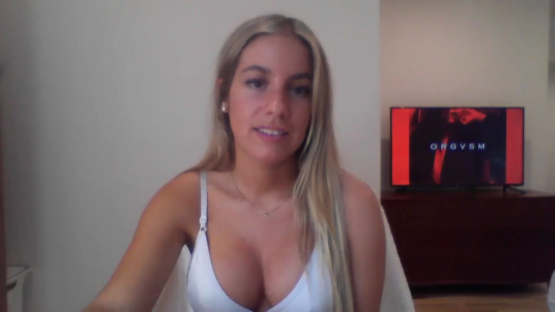 MissDelphine video thumbnail