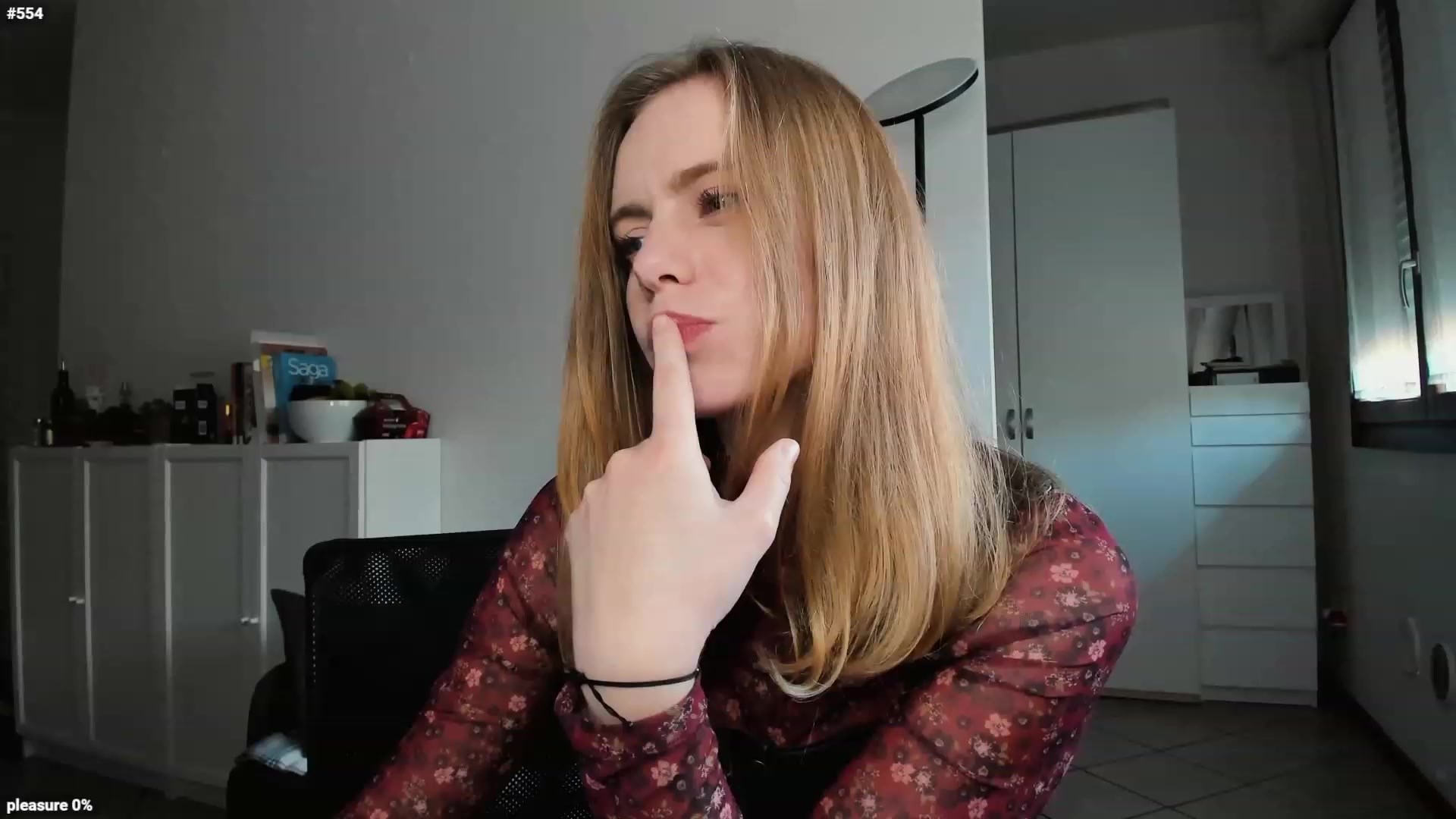 Personage video thumbnail