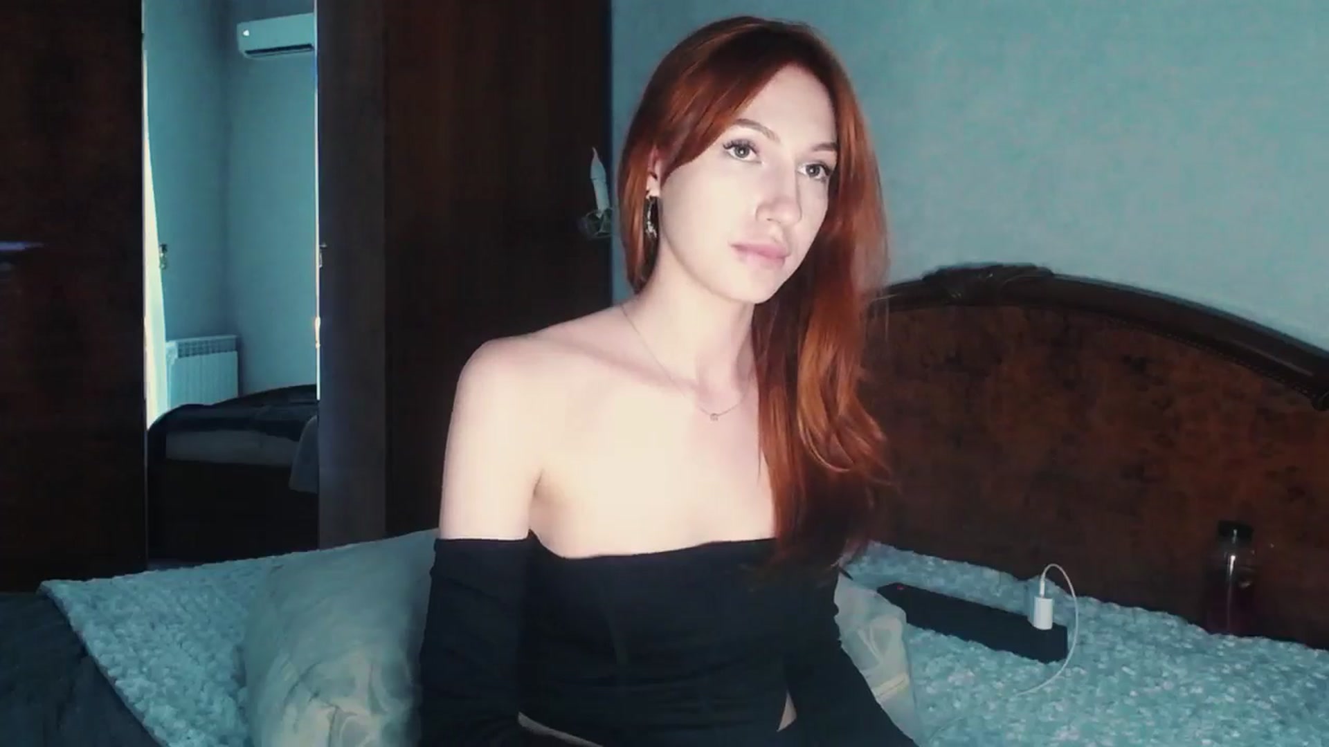 LovelyGin video thumbnail