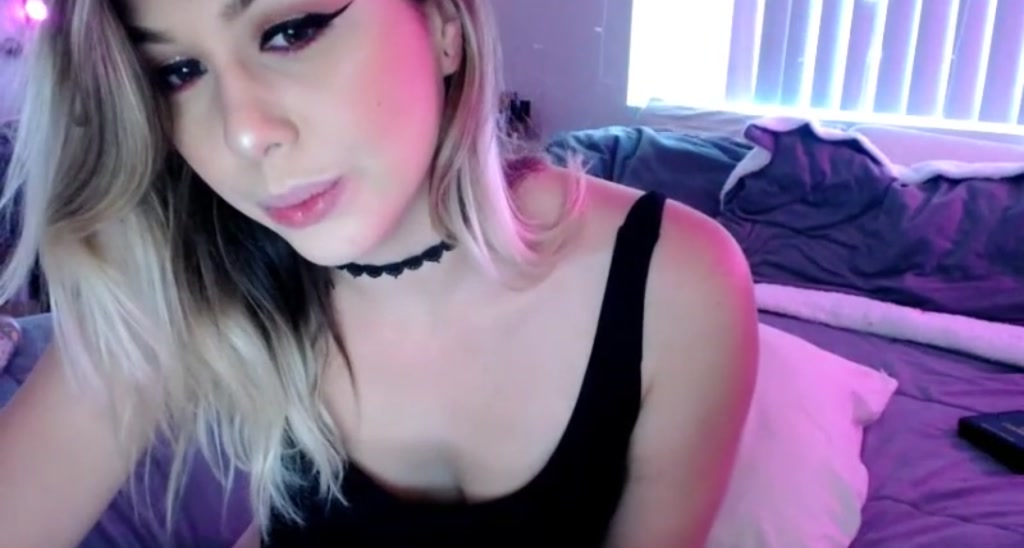 Bella_ivy video thumbnail