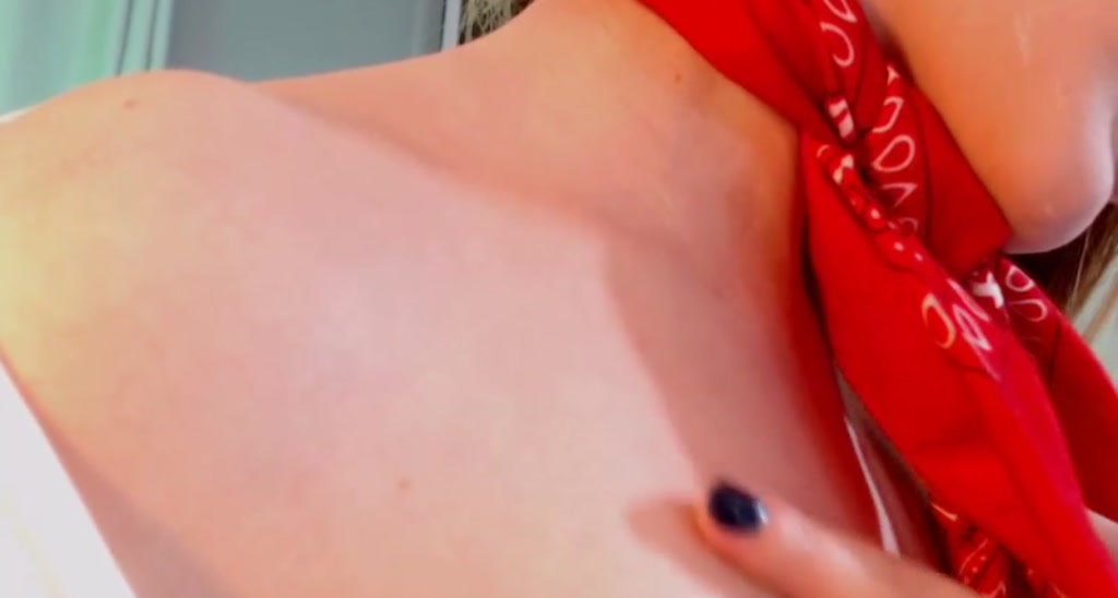 LauraVega video thumbnail