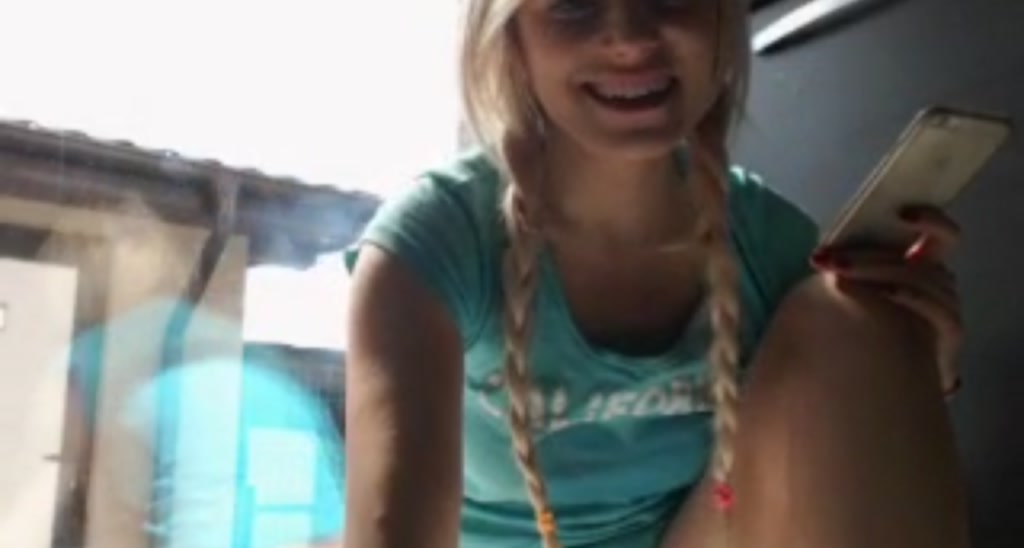 AwesomeBlonde video thumbnail