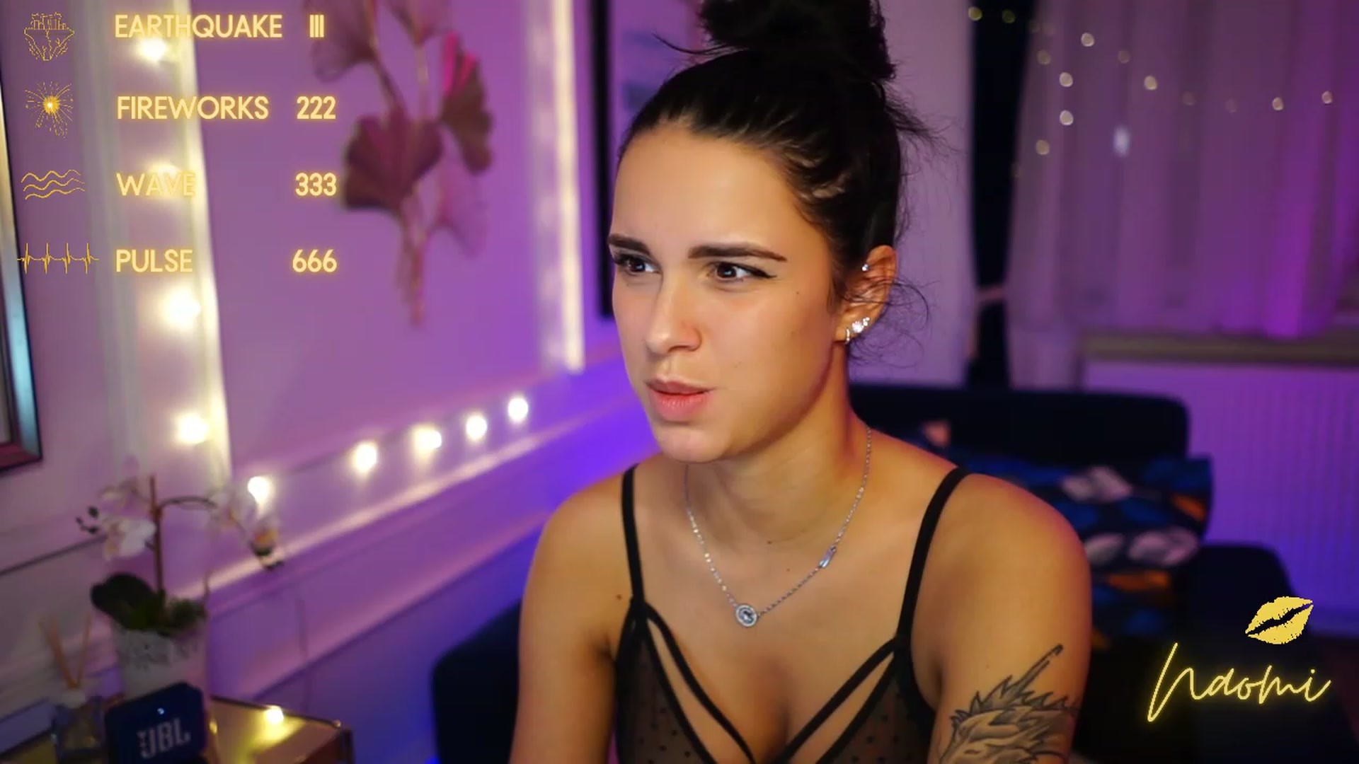 cinnabellee video thumbnail