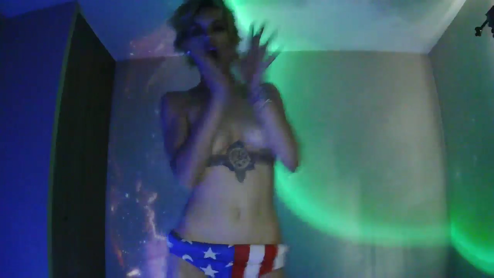 Ancored video thumbnail