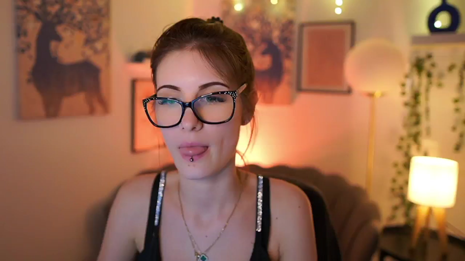 Ellie_Shae video thumbnail