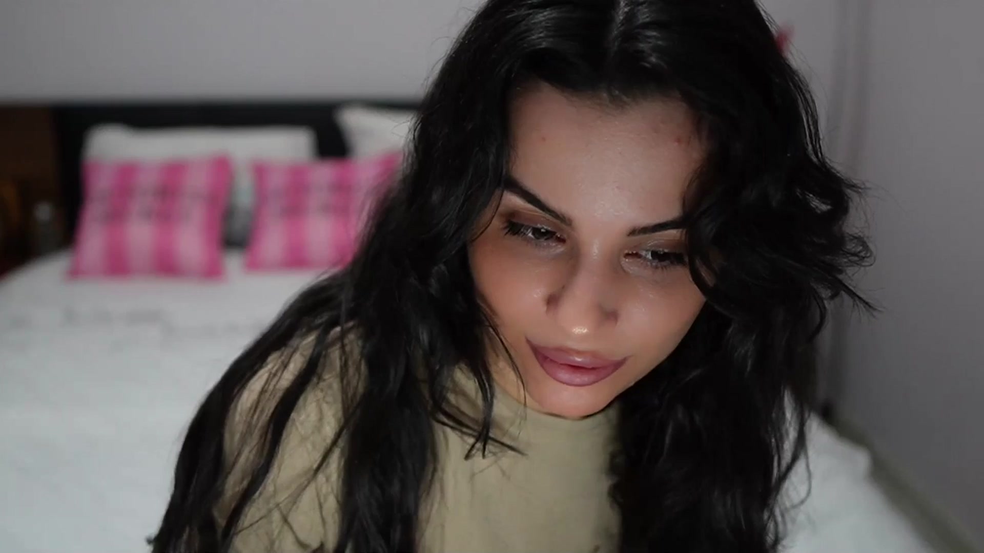 TinyAndrea video thumbnail