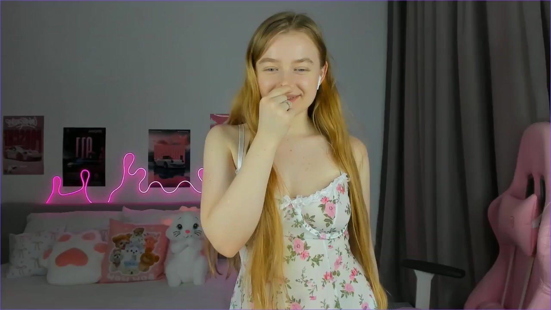 Evievil video thumbnail