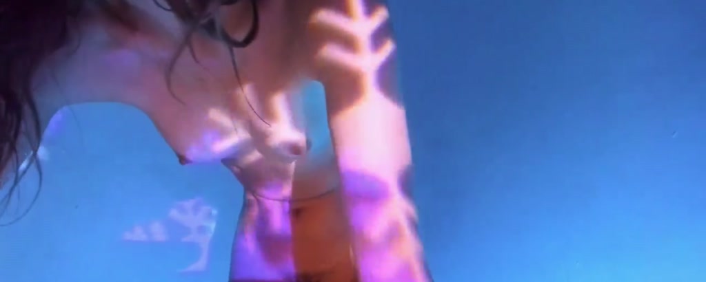 NaomiDee video thumbnail