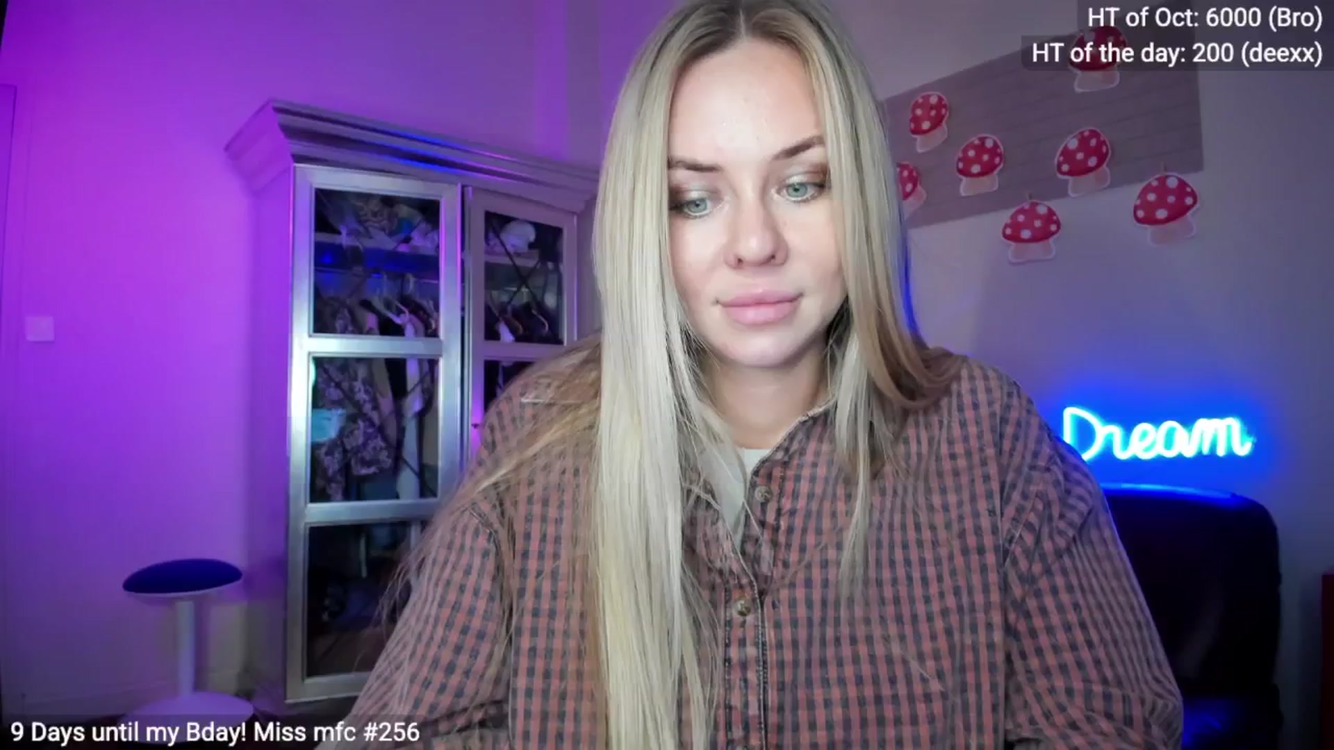 Linda_0nline video thumbnail