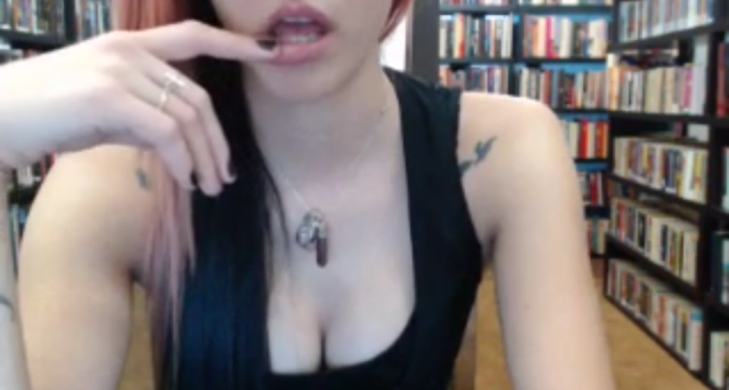 Harley_Quinnx video thumbnail