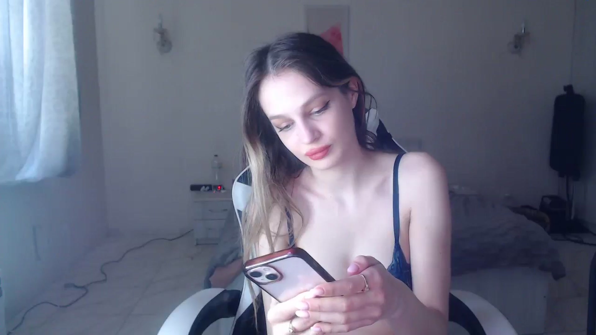 Lola_vi video thumbnail