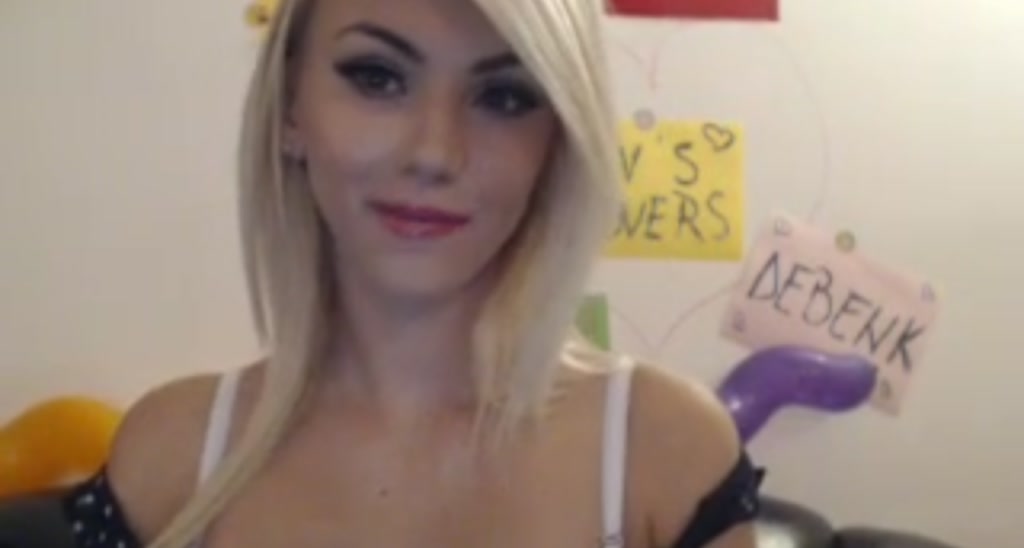 Sexxxybomb4u video thumbnail