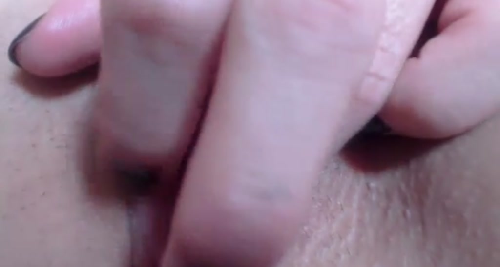 PetitePinkie video thumbnail