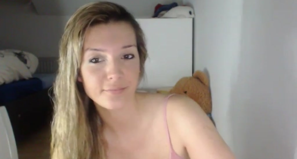 Alessndra video thumbnail