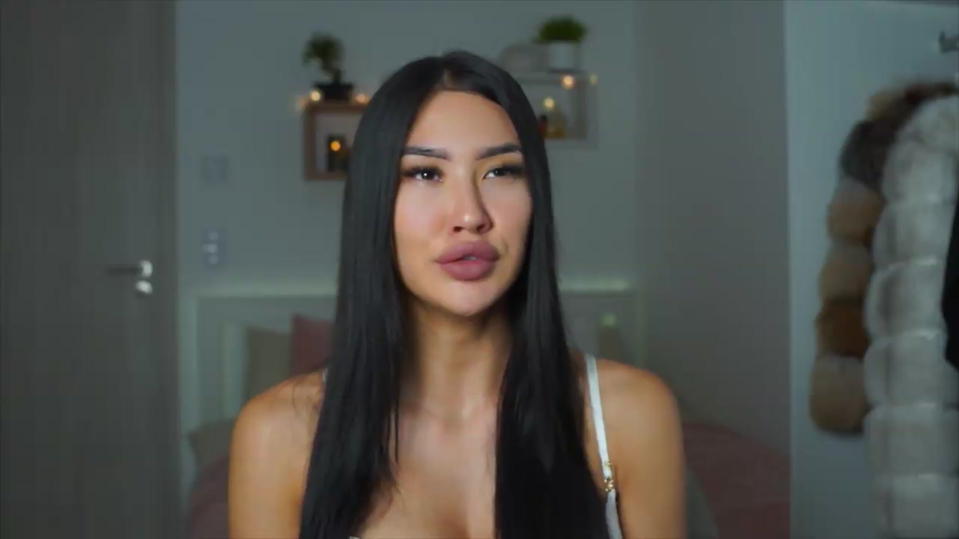 SimpleMai video thumbnail