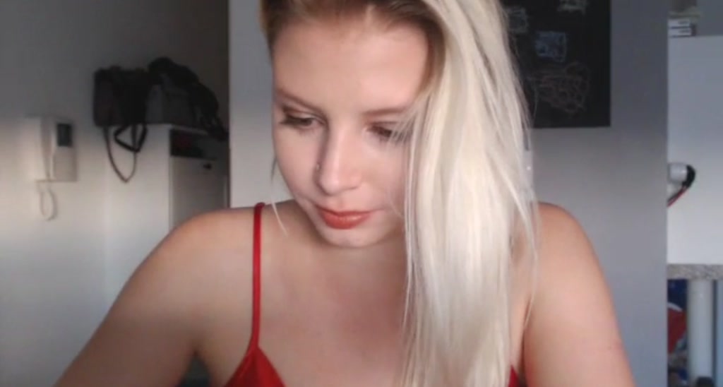 KateFuem_ video thumbnail