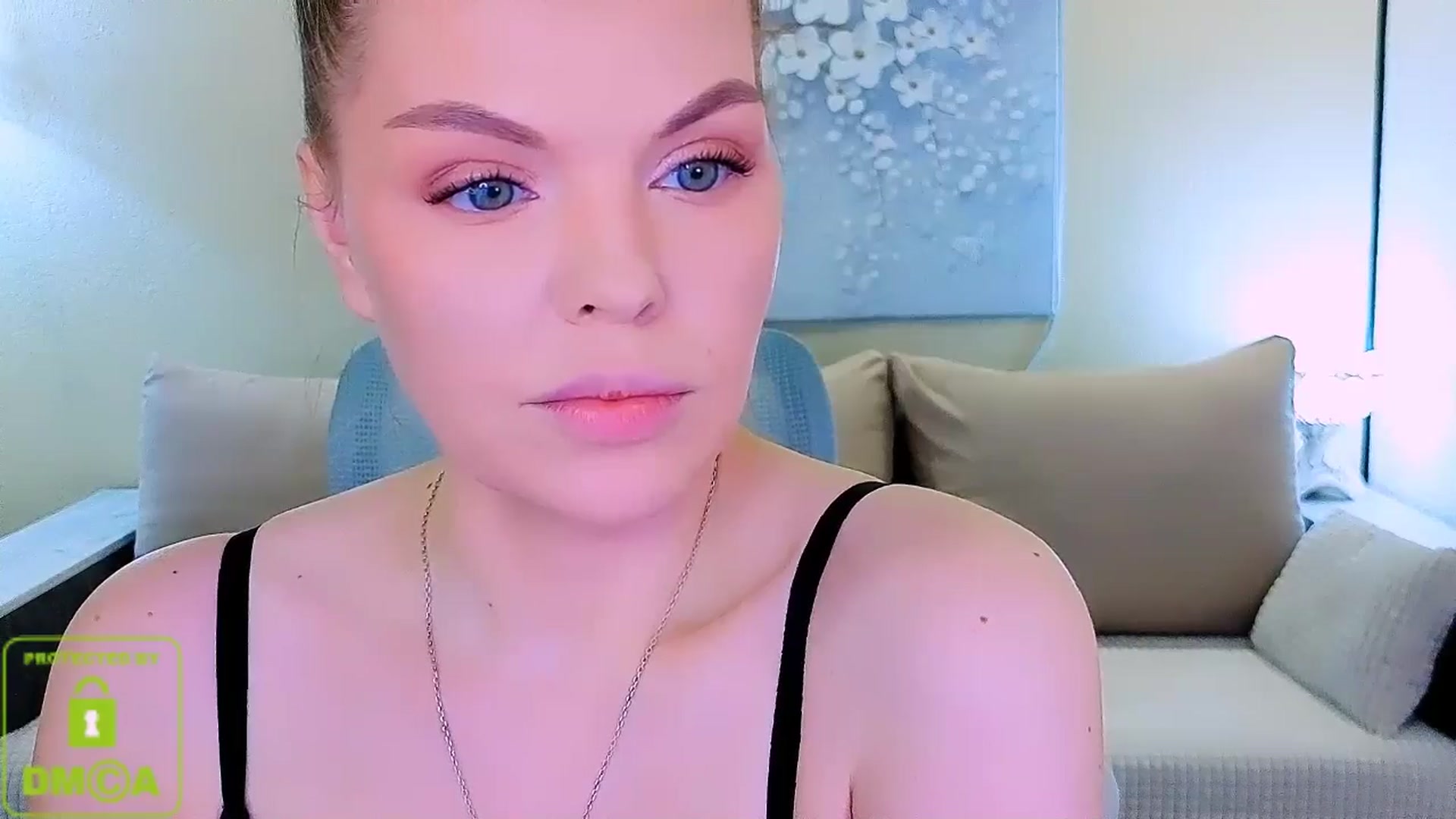 Vivia video thumbnail