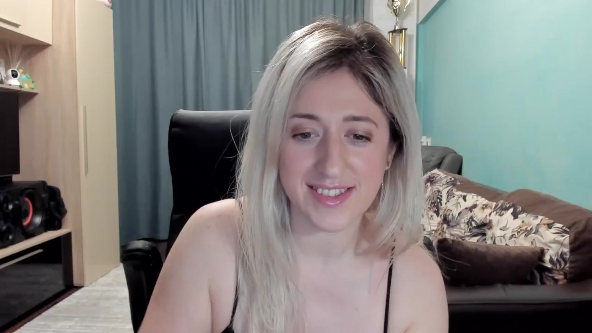 SweetDelia_ video thumbnail