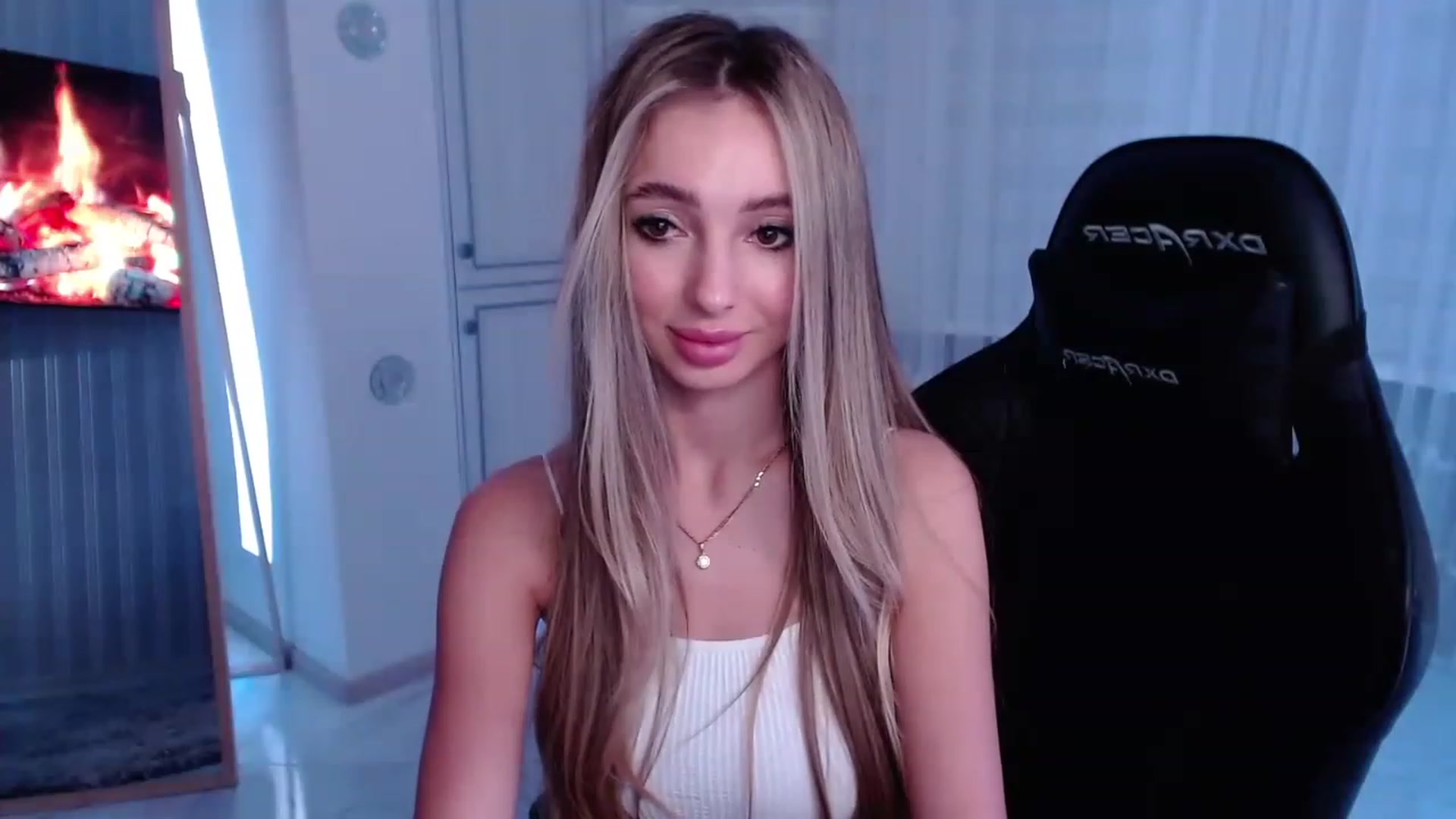 AngelLove__ video thumbnail