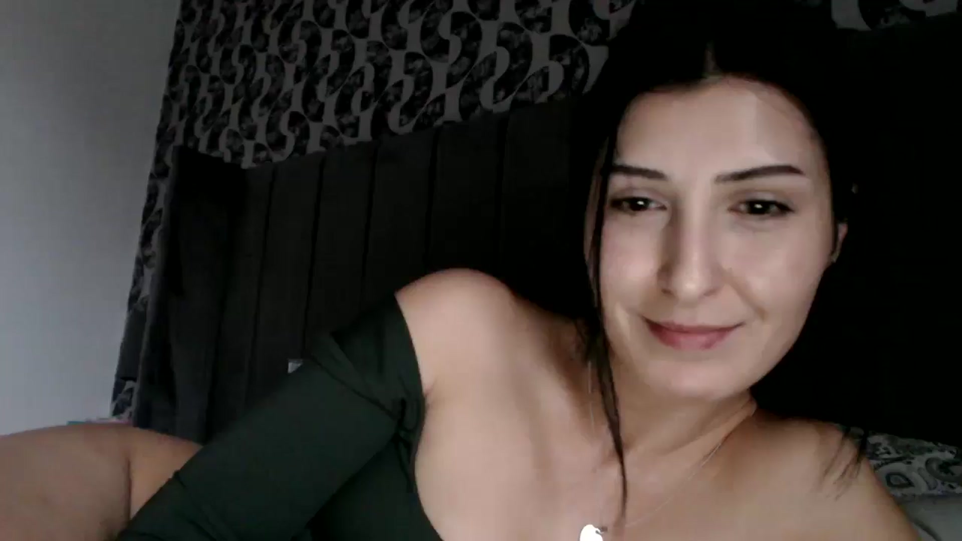 Yara_77 video thumbnail