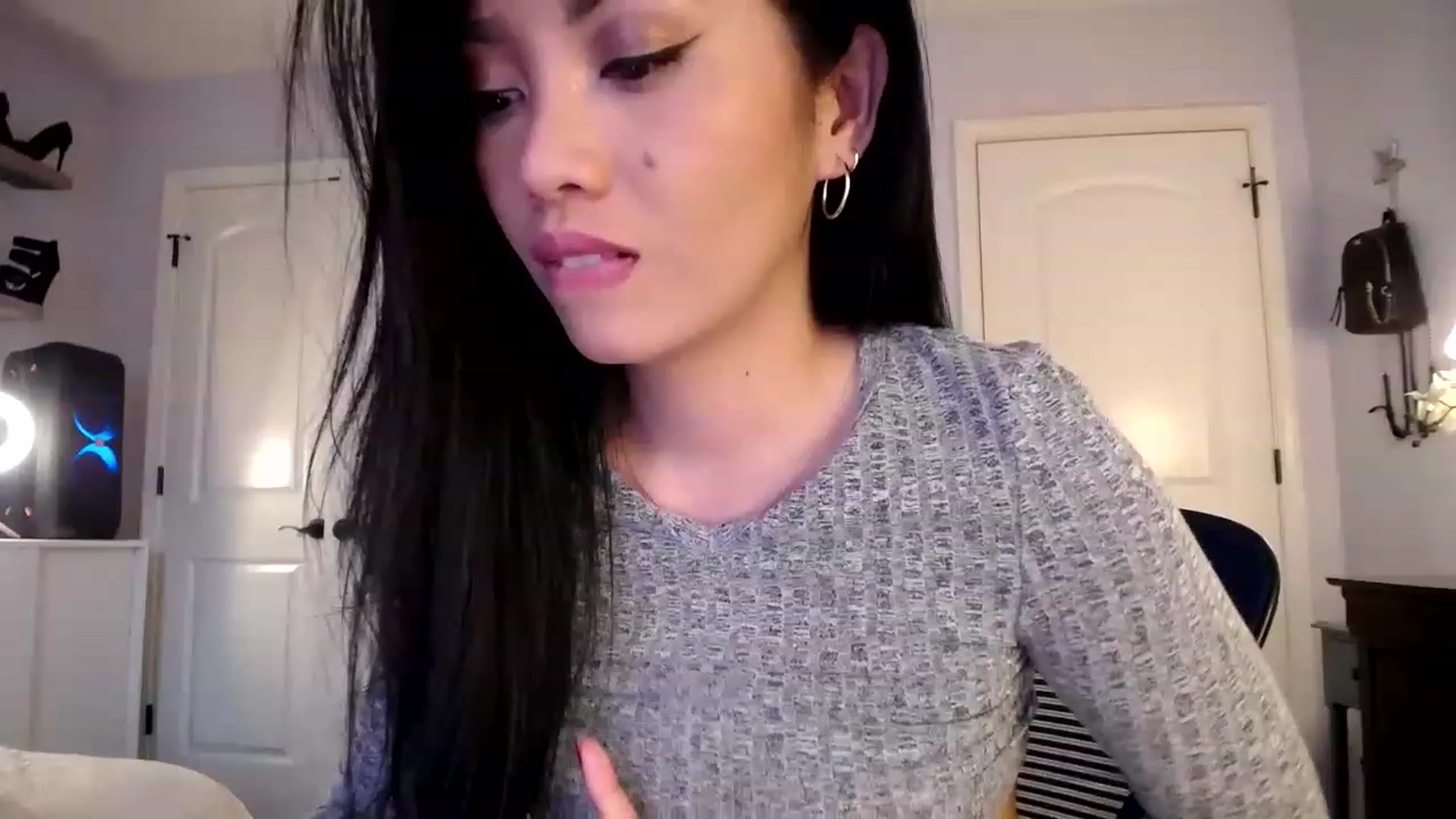 AsianLuv_4U video thumbnail
