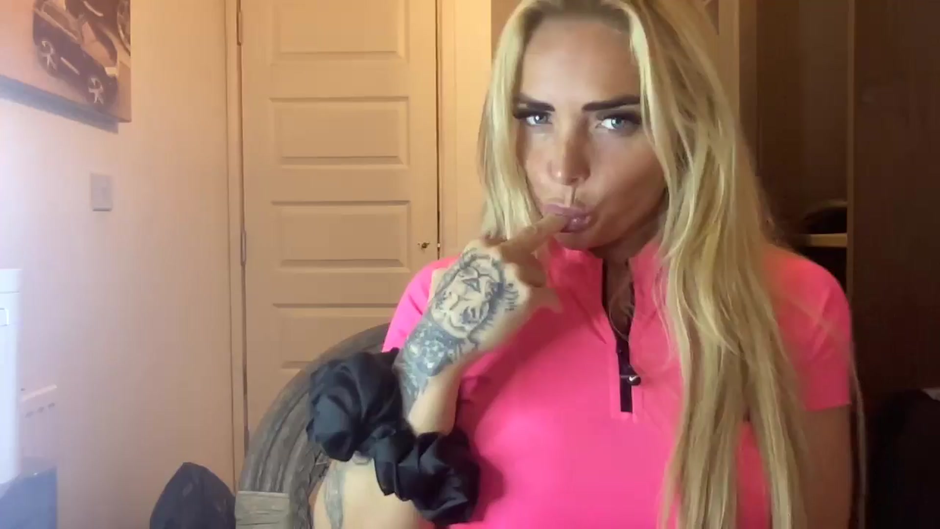 Molly_XXX1 video thumbnail