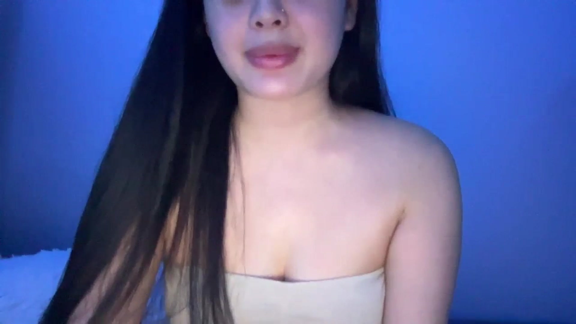 MsAkira video thumbnail
