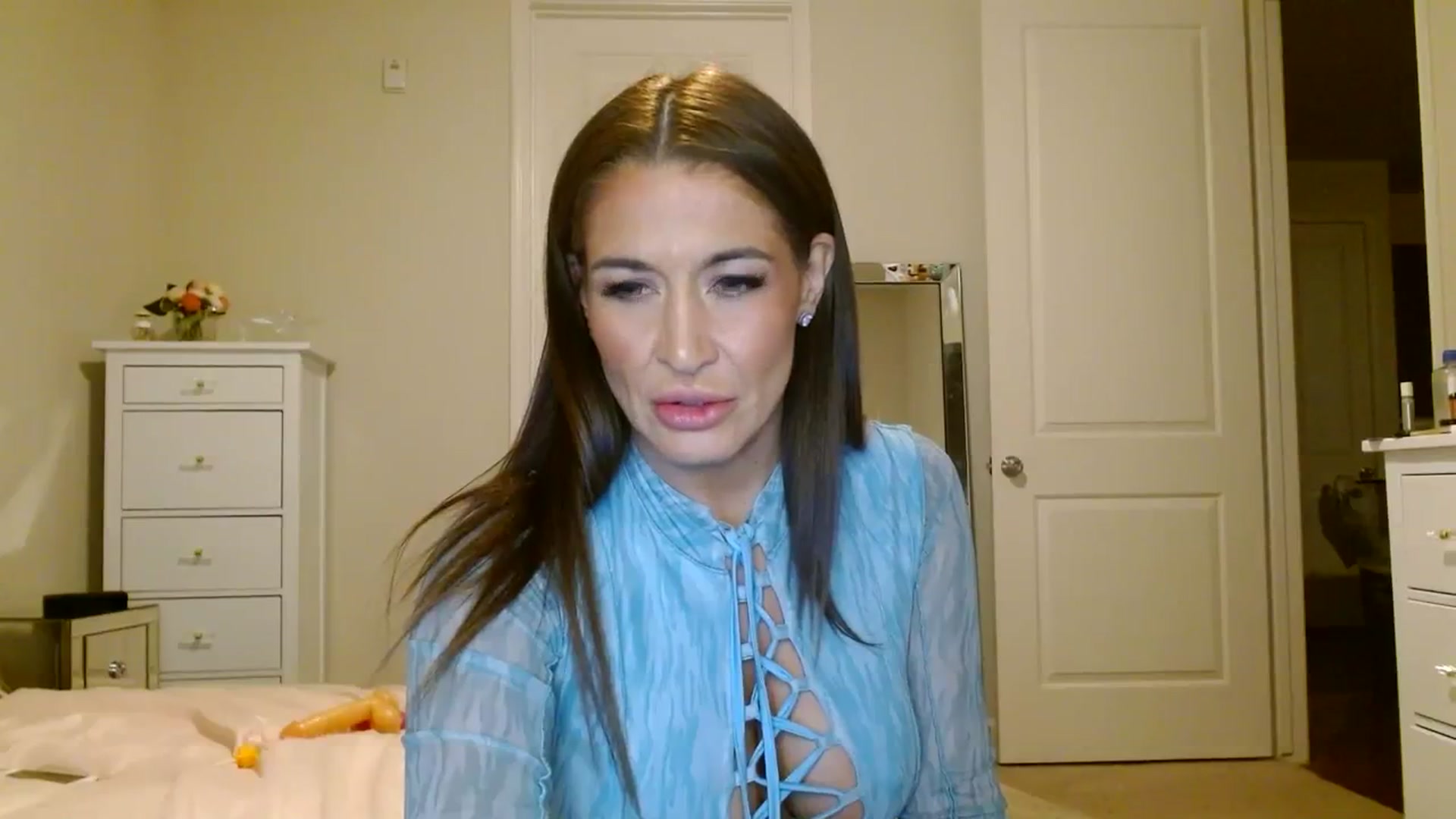Noelles video thumbnail