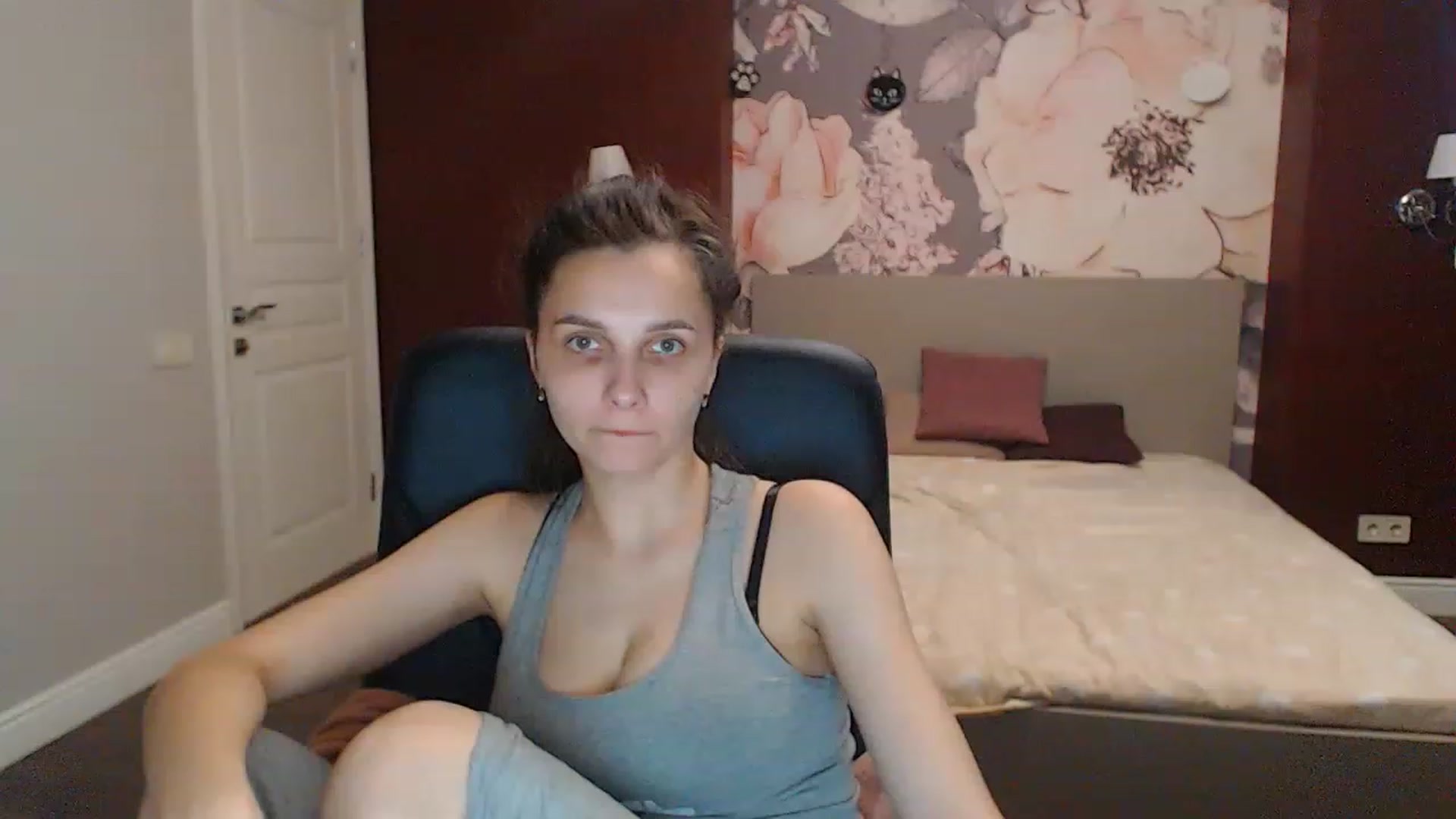 Karina_Mils video thumbnail