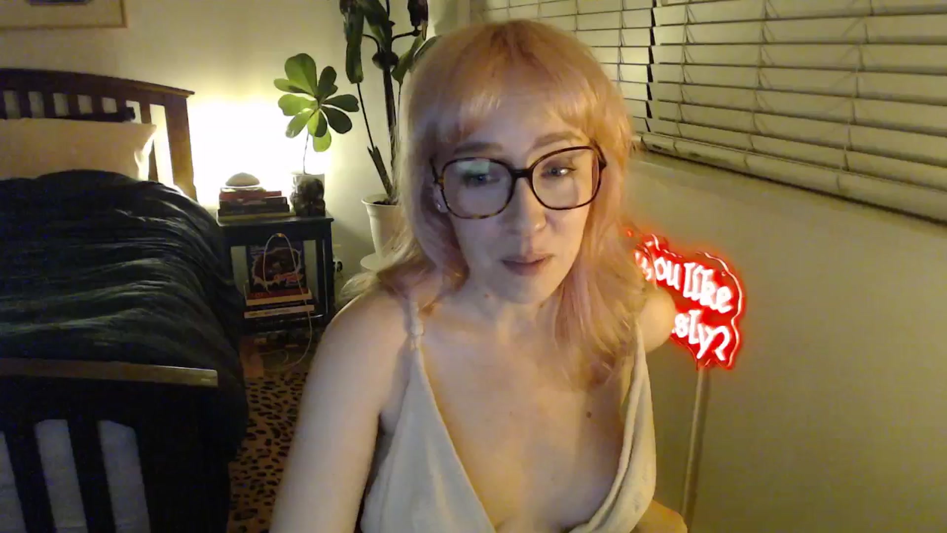 TrojiesHoney video thumbnail