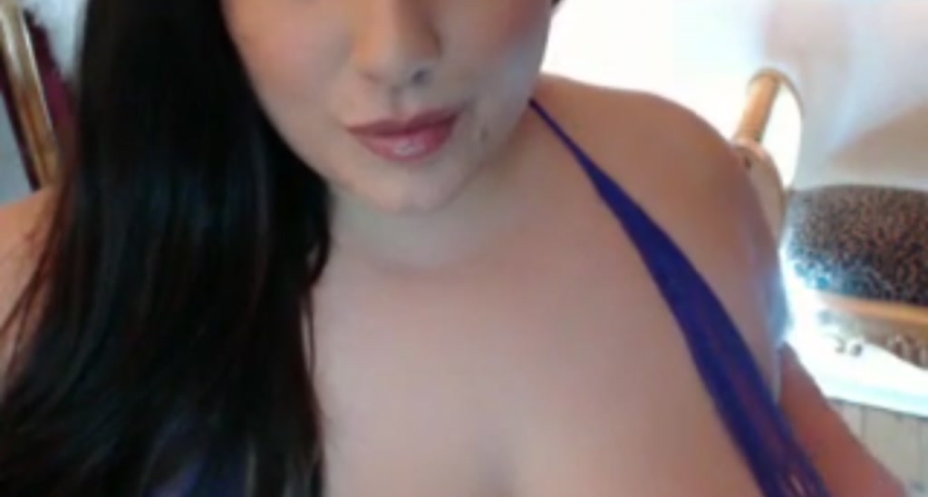 CurvyMina video thumbnail