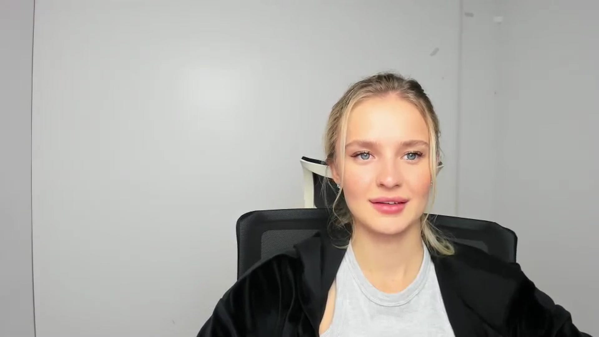 Bella_amorere video thumbnail