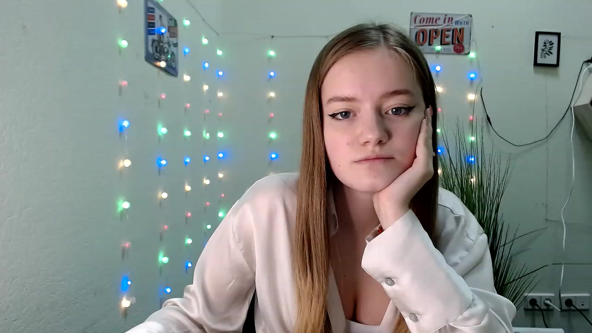Little_Me_ video thumbnail