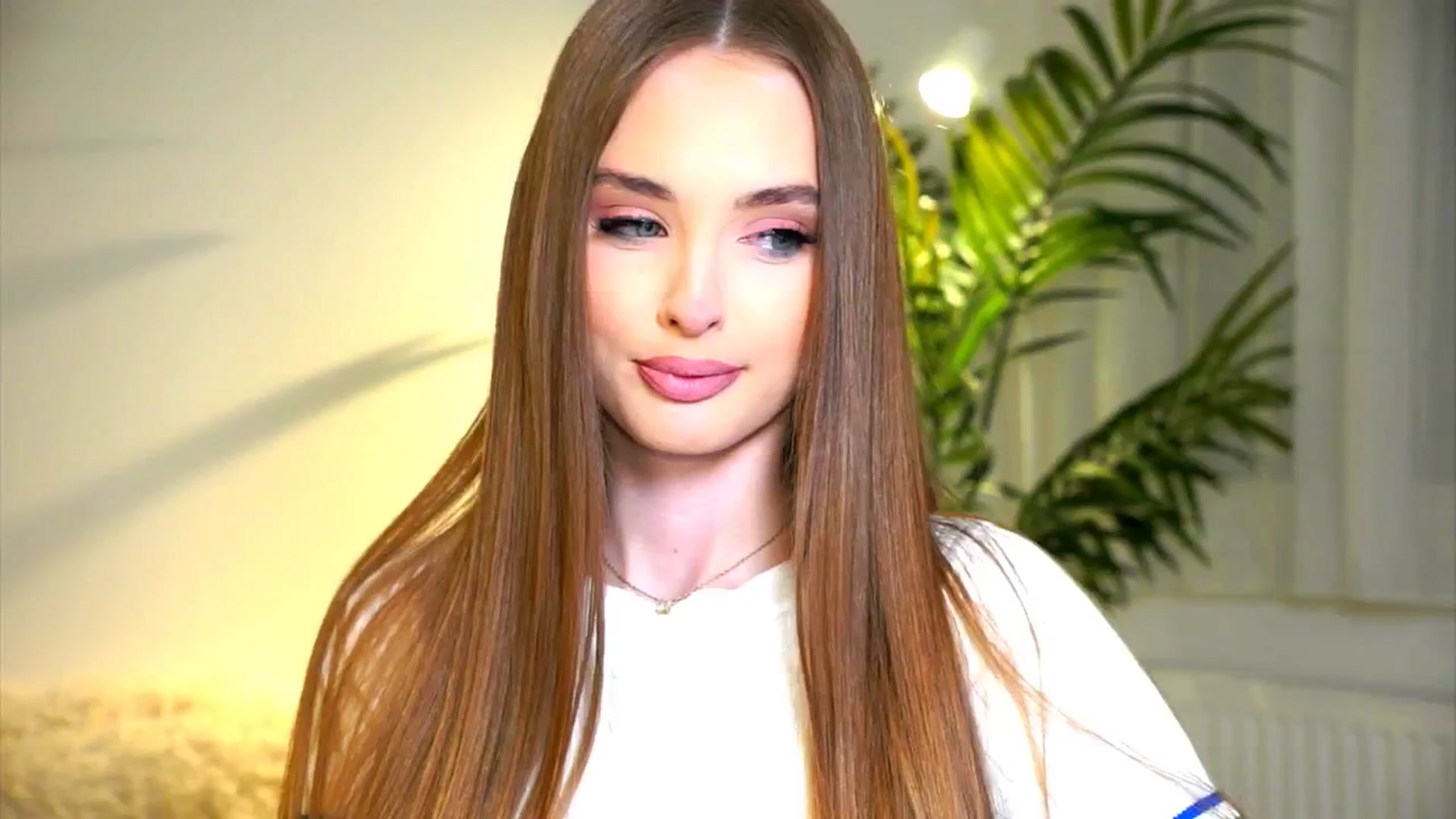 petitegonwild video thumbnail