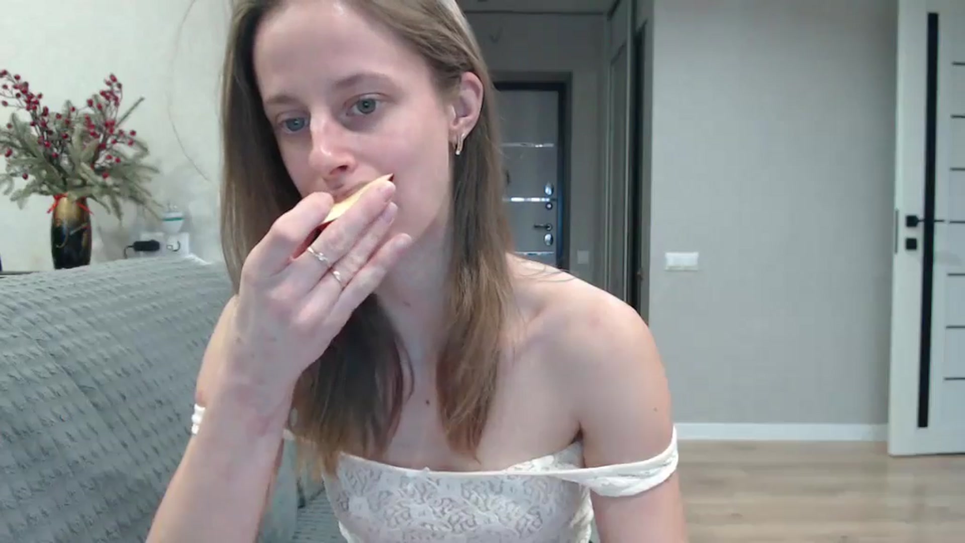 mimiMILFal video thumbnail